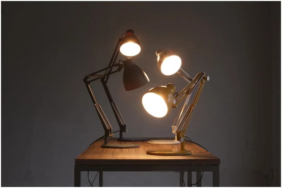 BISLEY DESKLAMP