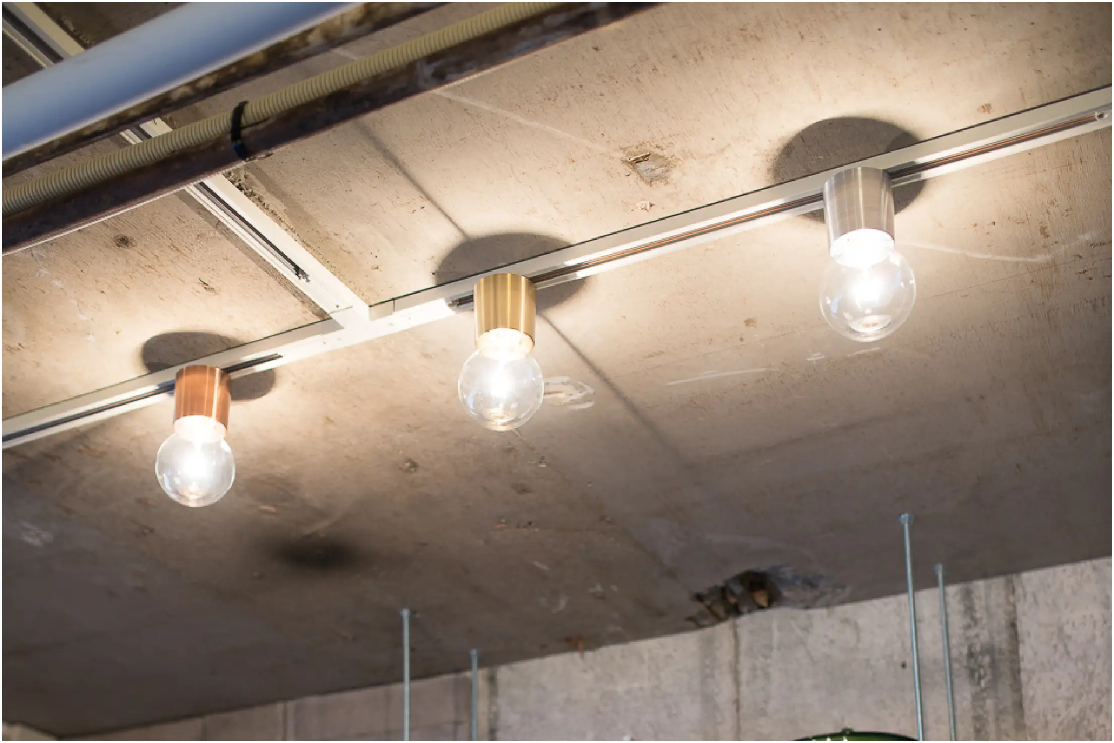 BULB LIGHT CAP
